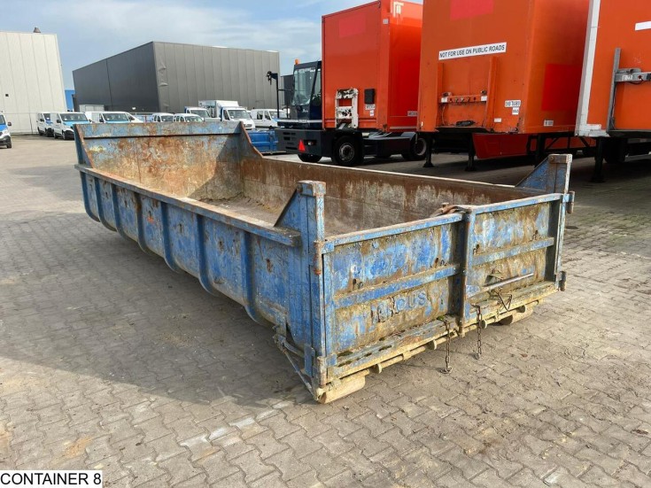 Container